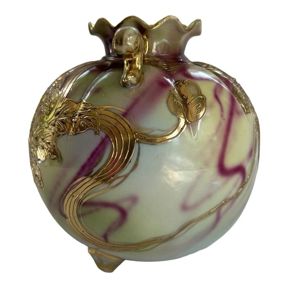 Antique Morimura Gumi Porcelain Gold Leaf Floral‎ Vase -Maple Leaf Nippon
